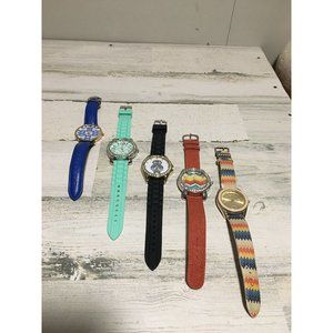 Set of five woman’s fashion watches